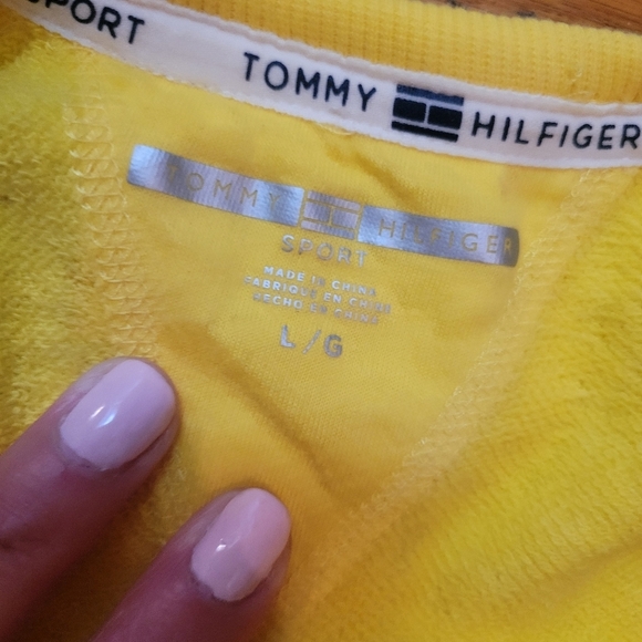 Y2K Cropped Tommy Hilfiger Yellow Retro Logo Crewneck Sweater L - Picture 2 of 8